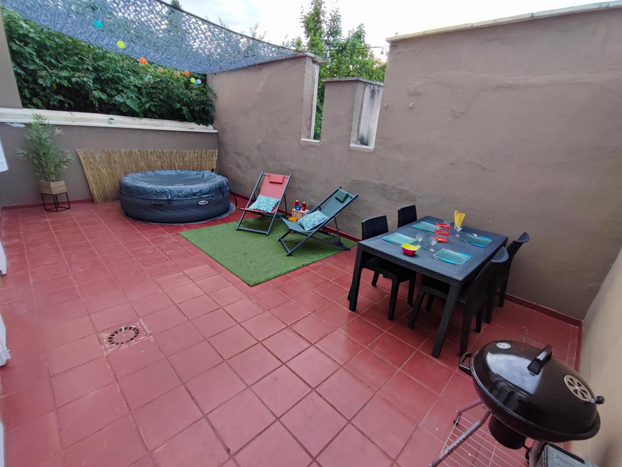La Maizou 2Ch, Clim, Terrasse- Spa アルビ エクステリア 写真